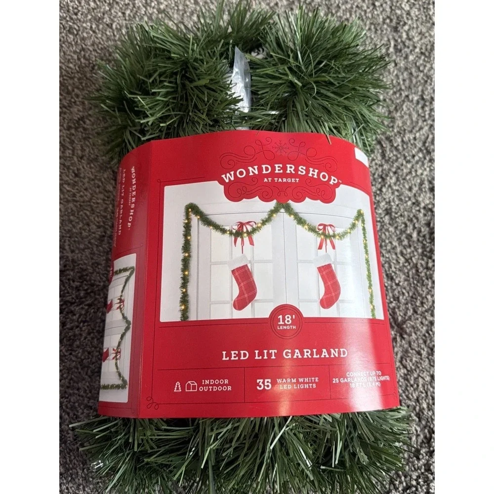 Wondershop 18ft LED Lit Garland WARM WHITE Lights Christmas Indoor/Outdoor